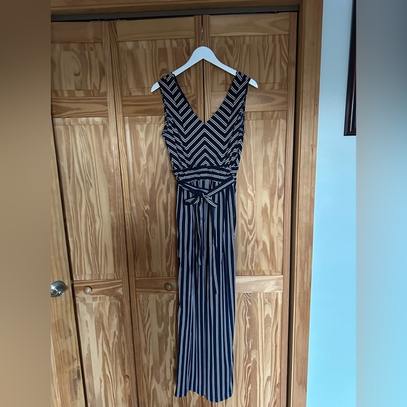 Navy Blue & White Jumpsuit - Picture 2 of 2